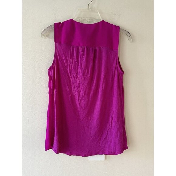 🎈🎈🎈INC Sheer V Neck Sleeveless  1/4 Zip Blouse Magenta Size XS NEW Lightweight - Picture 2 of 9